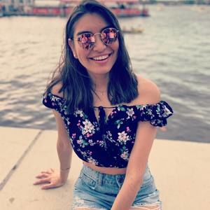 Meet your Posher, Yoreli